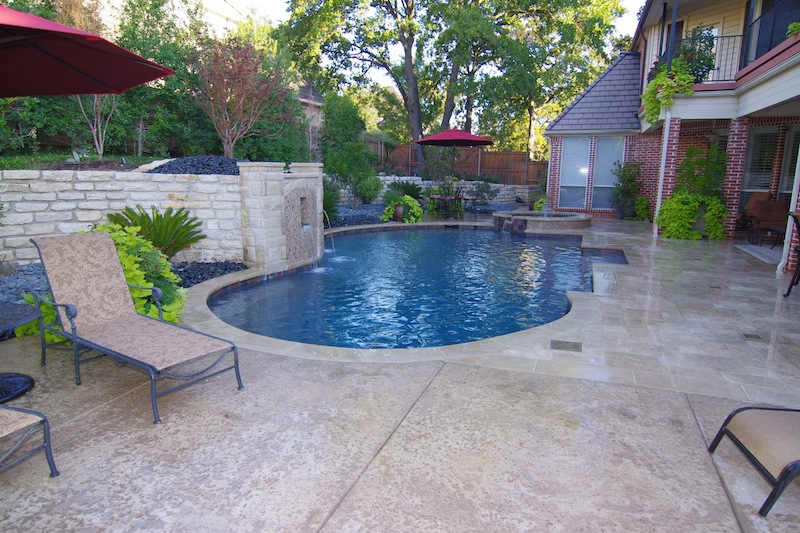 t shaped swimming pool